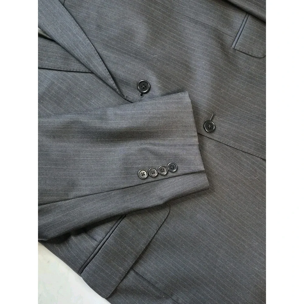 Jos A Bank Mens Wool Sport Coat 44L Charcoal Gray Pinstripe 2 Button Blazer